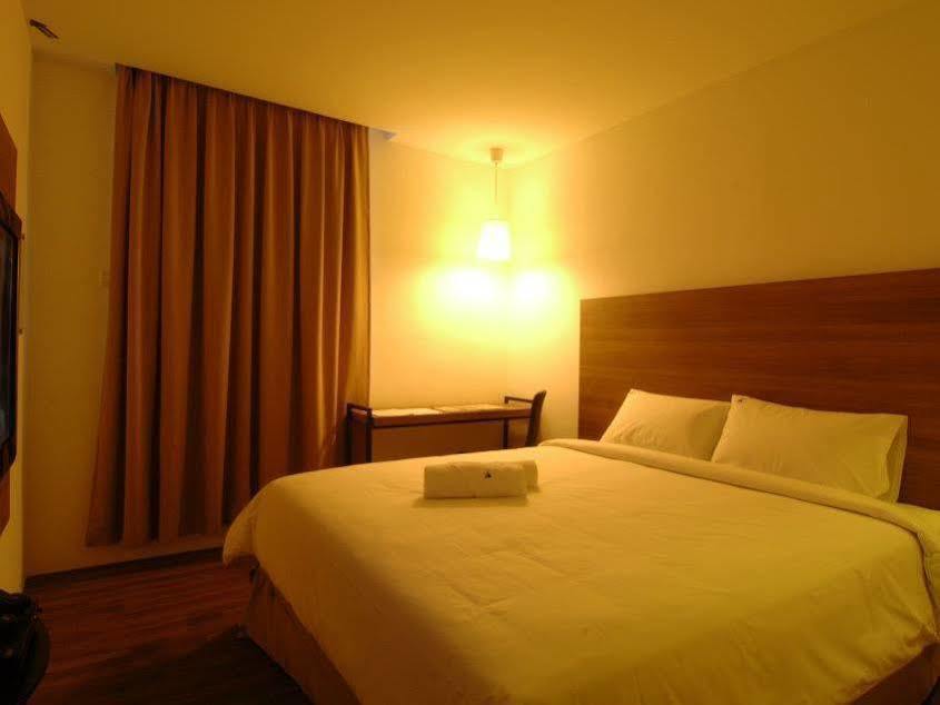 The Leverage Business Hotel - Bandar Baru Mergong Alor Setar Exterior foto