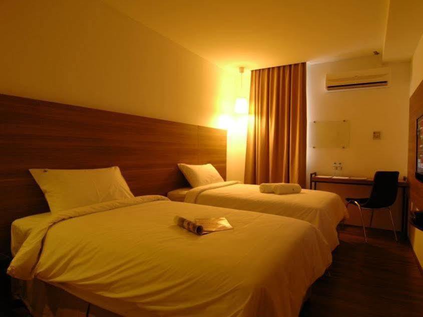 The Leverage Business Hotel - Bandar Baru Mergong Alor Setar Exterior foto