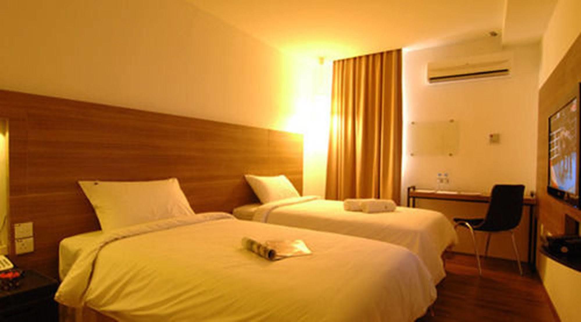 The Leverage Business Hotel - Bandar Baru Mergong Alor Setar Exterior foto